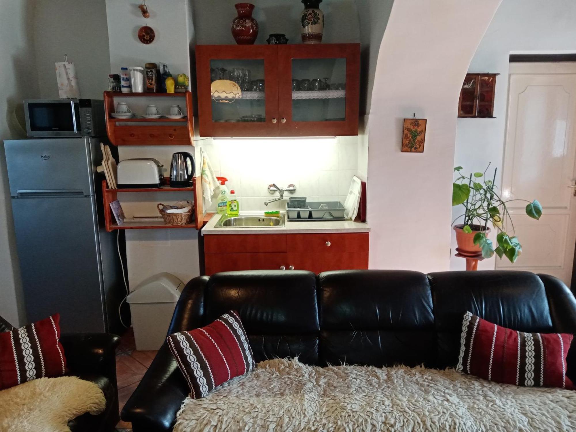 Vendektanya Vendeghaz Ξενοδοχείο Ταπόλκα Δωμάτιο φωτογραφία