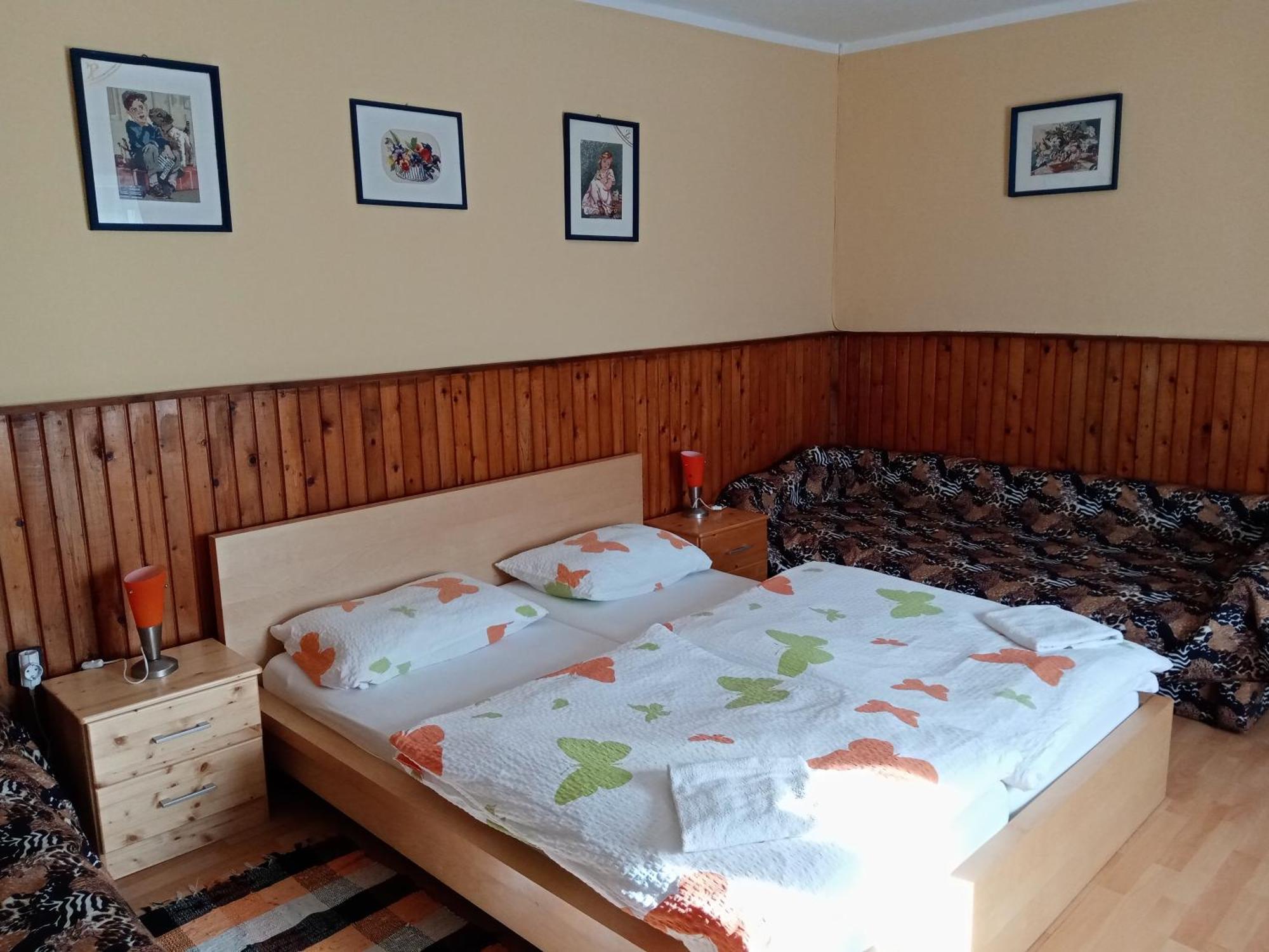 Vendektanya Vendeghaz Ξενοδοχείο Ταπόλκα Δωμάτιο φωτογραφία